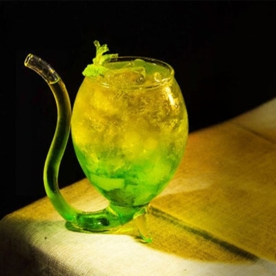 Verre Original Avec Paille