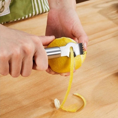 Zester avec couteau